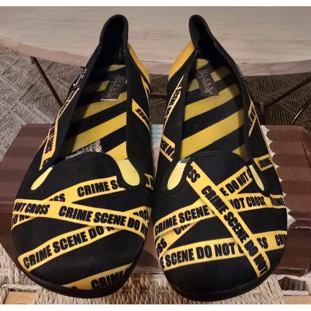 Hot Chocolate Design Crime Scene Flats Size 41/US 10-10.5 NWOT Never Worn